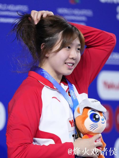 世锦赛女子50米蛙泳：唐钱婷与杨畅齐闯半决赛