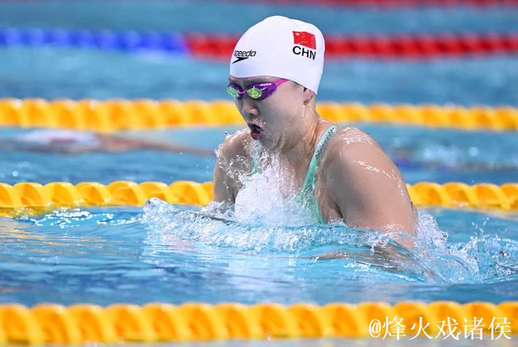 世锦赛女子50米蛙泳：唐钱婷与杨畅齐闯半决赛